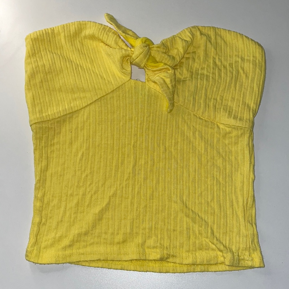 Yellow strapless top